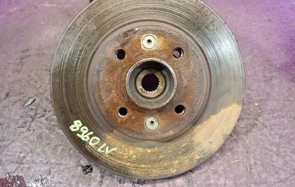 Renault Kangoo I Front wheel hub spindle knuckle