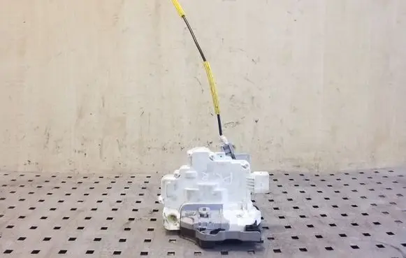 Audi Q5 SQ5 Front door lock