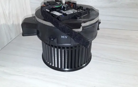 BMW M5 F90 Heater fan/blower 0130309508 F011500123