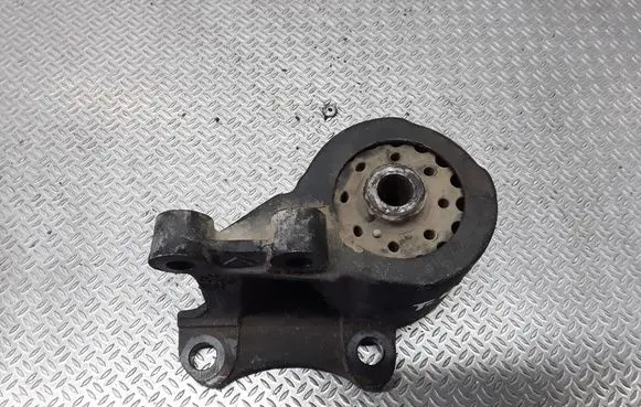 Volkswagen Transporter - Caravelle T4 Gearbox mount 701399201J