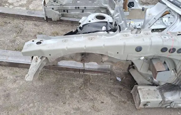 Mercedes-Benz SL R230 Front side member 