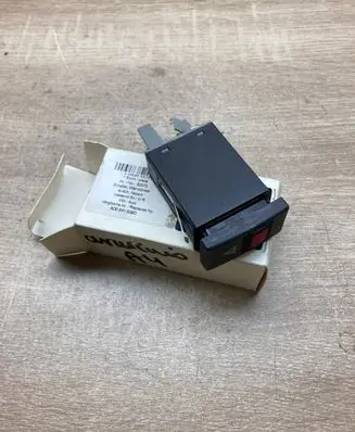 Audi A4 S4 B5 8D Hazard light switch 8D0941509D