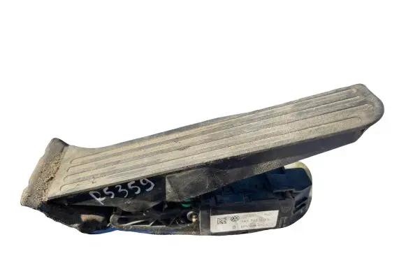 Volkswagen PASSAT B6 Accelerator throttle pedal 1K1723503L