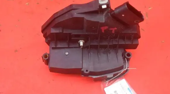 Ford S-MAX Rear door lock EM2AR26412CC