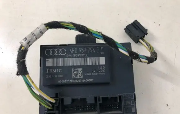 Audi A6 S6 C6 4F Door control unit/module 4F0971687A 4F0959794E