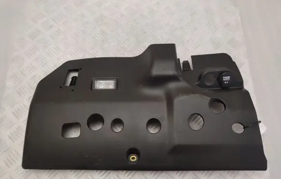 Dashboard lower bottom trim panel