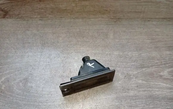 Volvo S60 Number plate light 9187153