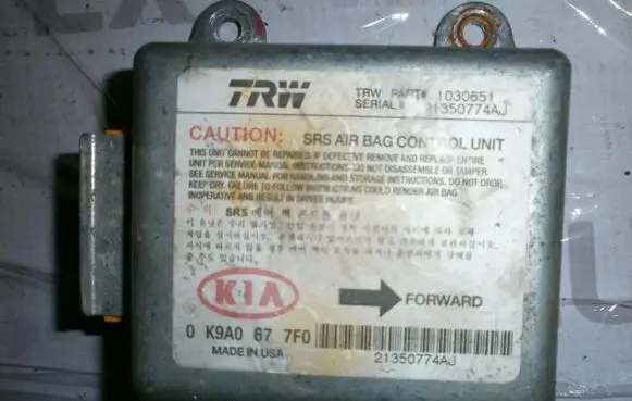 KIA Clarus Airbag control unit/module 0K9A0677F0