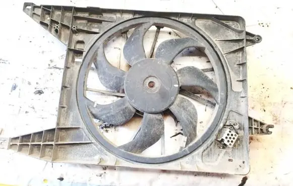 Dacia Logan I Radiator cooling fan shroud tsgh07