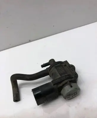 Volkswagen PASSAT B6 Turbo solenoid valve 1K0906283A