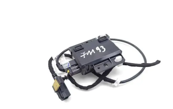 Tesla Model 3 USB socket connector 109329500A T1928Y16585