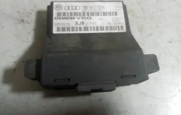 Volkswagen Touran I Gateway control module 1K0907530L 5WK50011B 1K0907951