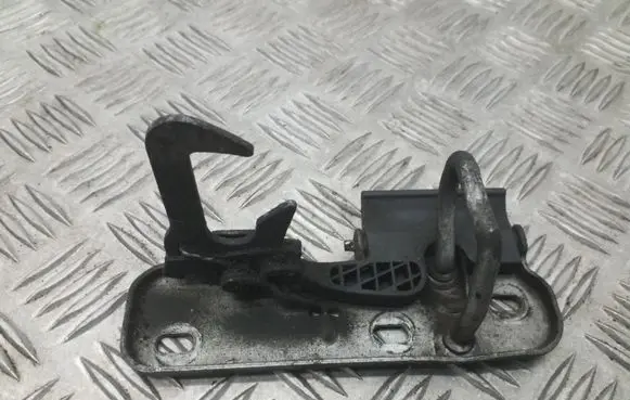 Volkswagen Golf VI Engine bonnet/hood lock/latch loop/hook 1Q0823480