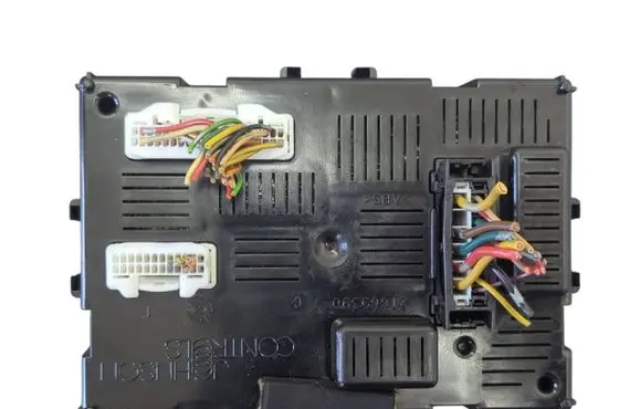 Nissan Micra C+C Comfort/convenience module 284B2BC000 00066372 216785979H