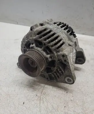 Audi A4 S4 B5 8D Generator/alternator 2541856A
