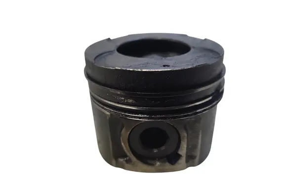 Opel Astra H Piston 