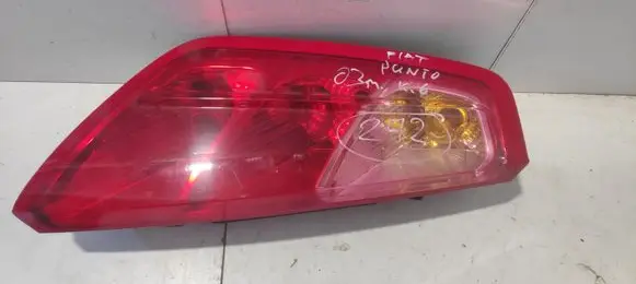 Fiat Punto (188) Rear/tail lights 27462101