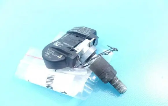 Nissan Pulsar Tire pressure sensor S180052048E IMPRK1164617