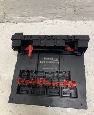 Audi A3 S3 8P Comfort/convenience module 8P0907279C