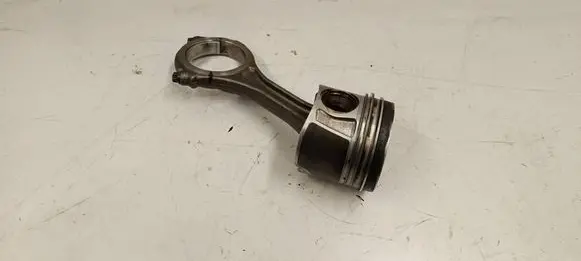 Porsche Cayenne (92A) Piston with connecting rod
