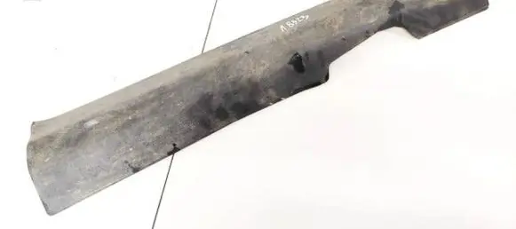 Front sill trim cover