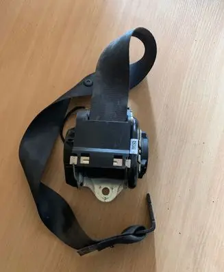 Volvo XC60 Front seatbelt 39838359 634897100