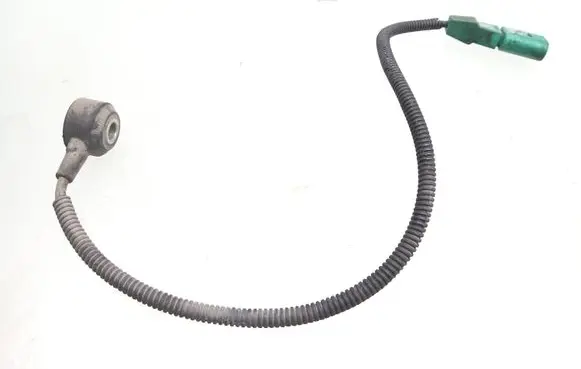 Volkswagen PASSAT B6 Detonation knock sensor 06E905377A