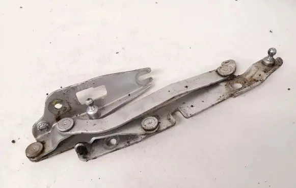 Audi A4 S4 B6 8E 8H Tailgate/trunk/boot hinge 8e0827302 8e0827302c
