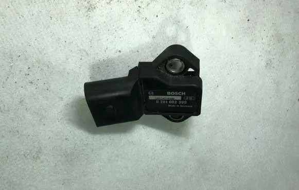 Volkswagen PASSAT B5.5 Air pressure sensor 0281002399