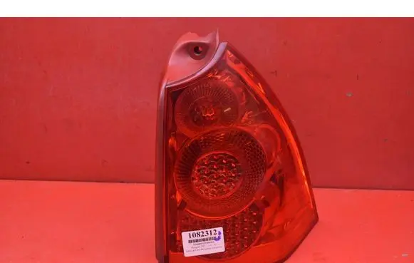 Peugeot 307 Rear/tail lights 557684A