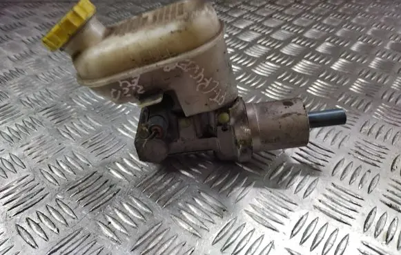 Chrysler PT Cruiser Master brake cylinder 
