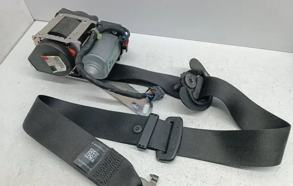 BMW 7 F01 F02 F03 F04 Front seatbelt 609334000D A07309110 609315500