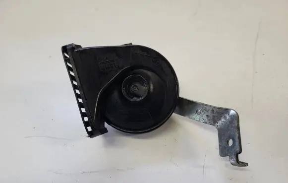 Opel Insignia B Horn signal 39088254