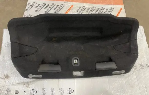 Audi A5 Tailgate trim 8W7867975B