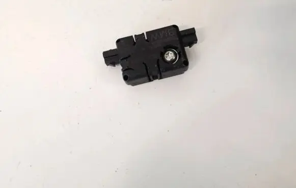 Antenna control unit