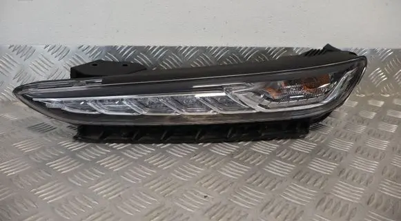 Hyundai Kona I LED Daytime headlight 92207-J9000