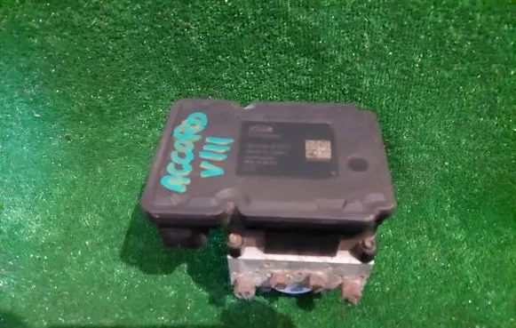 Honda Accord ABS control unit/module 