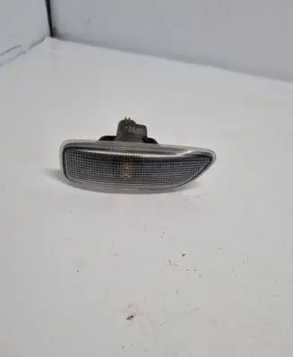Volvo S60 Front fender indicator light 30722642