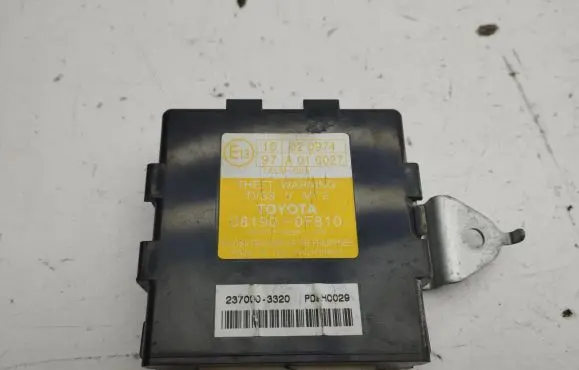 Toyota Corolla Verso AR10 Alarm control unit/module 081900F810