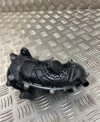 Thermostat/thermostat housing