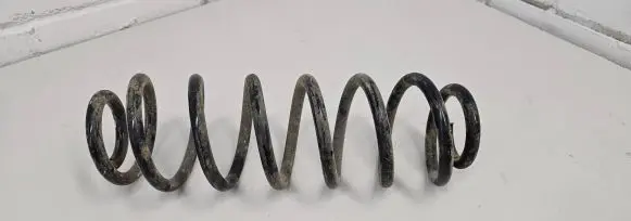 Volkswagen Touran I Rear coil spring 78102 T531138