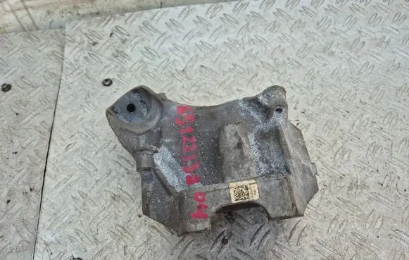 Mercedes-Benz GLE (W166 - C292) Engine mounting bracket A6512233804