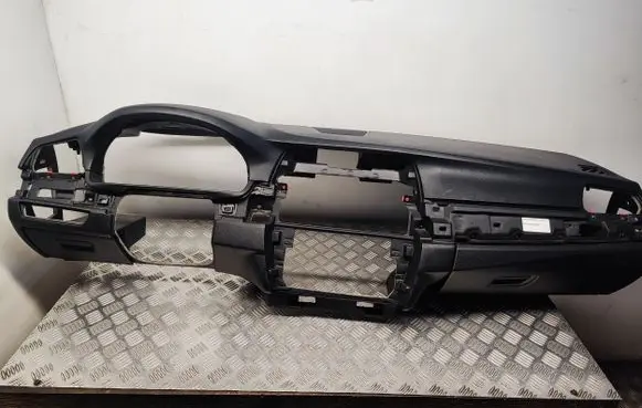 BMW 5 F10 F11 Dashboard 9194376 9166657 9166696
