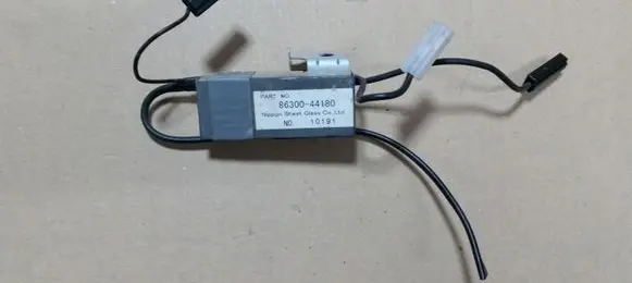 Toyota Avensis Verso Radio antenna 