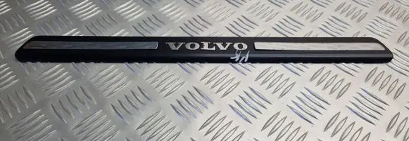 Volvo V70 Front sill trim cover 8659960