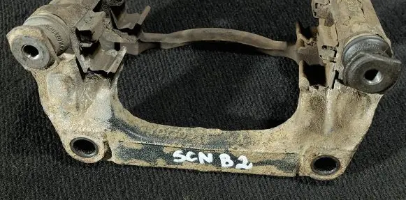 Renault Scenic II - Grand scenic II Front Brake Caliper Pad/Carrier 