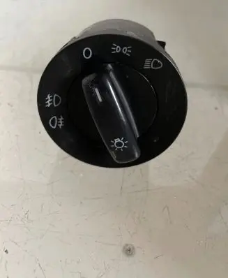 Volkswagen PASSAT B6 Light switch 1K0941431Q