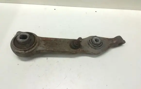 Mercedes-Benz E W211 Front lower control arm/wishbone