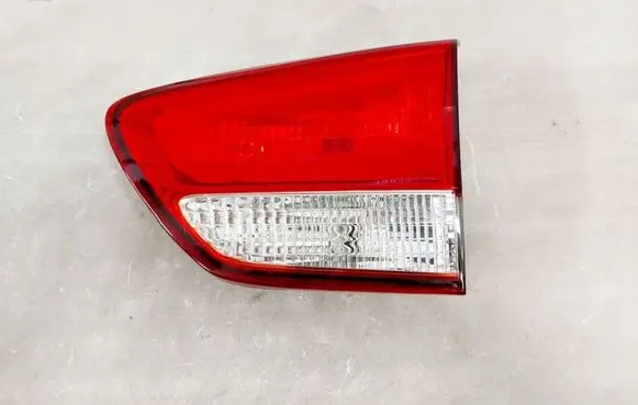 KIA Carens III Rear/tail lights 92404-A4