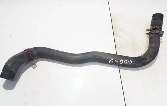 Volkswagen PASSAT B4 Engine coolant pipe/hose